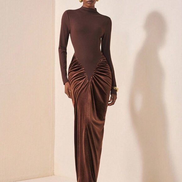 Brown Elegant Women's Velvet Maxi Dress - Picture 6 of 7